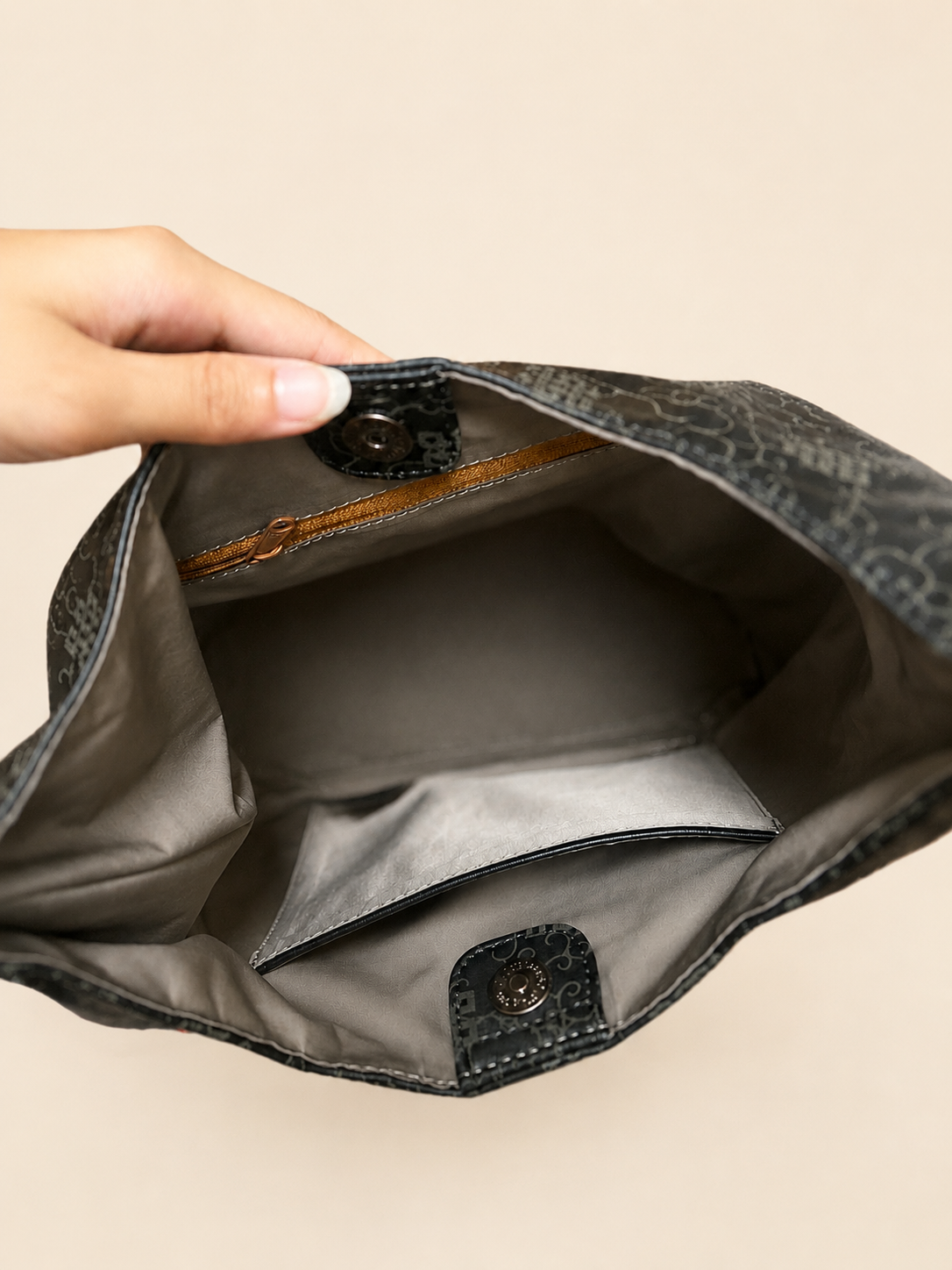 Tenzing muse hobo
