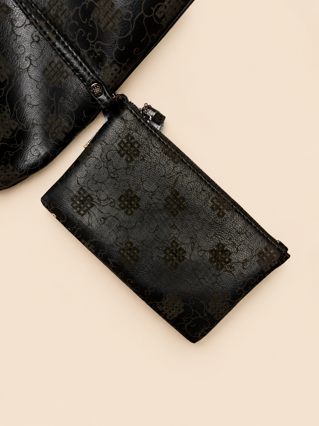Tenzing muse hobo